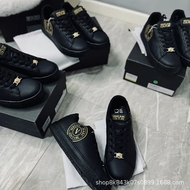 Dolce & Gabbana Sneakers Low-Top Lace-Up Logo product detail image 1