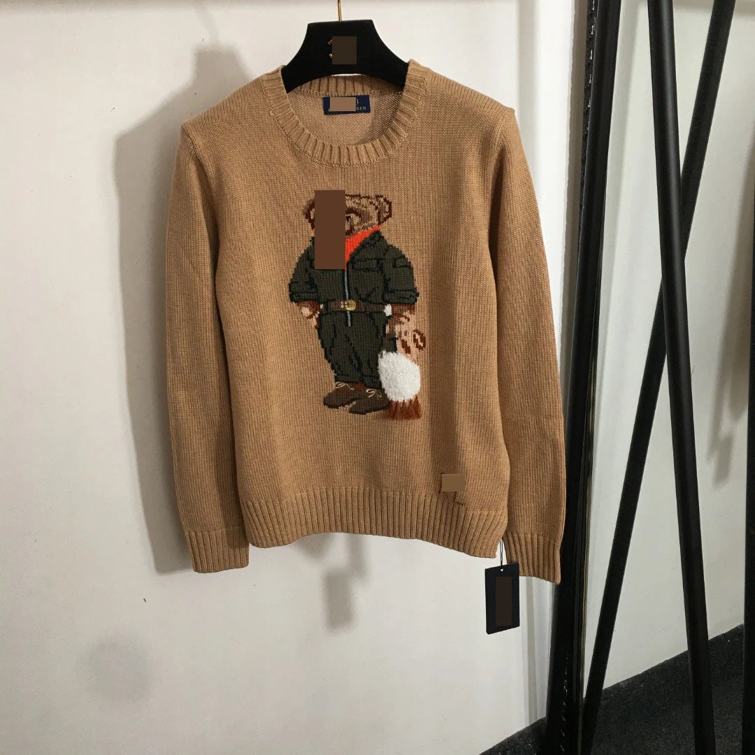 Unbranded Knitwear Crewneck knit sweater with bear motif — Khaki
