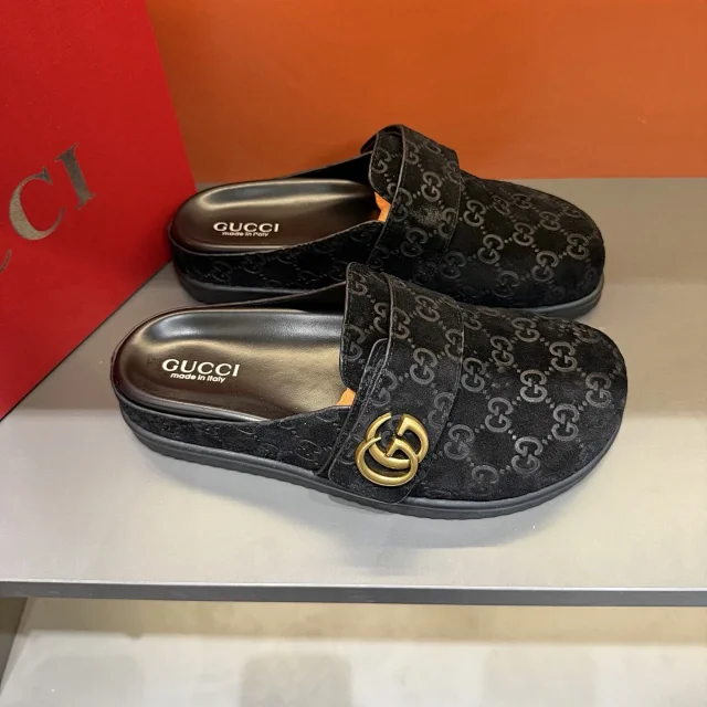 Gucci Slippers GG monogram buckle mules product detail image 3