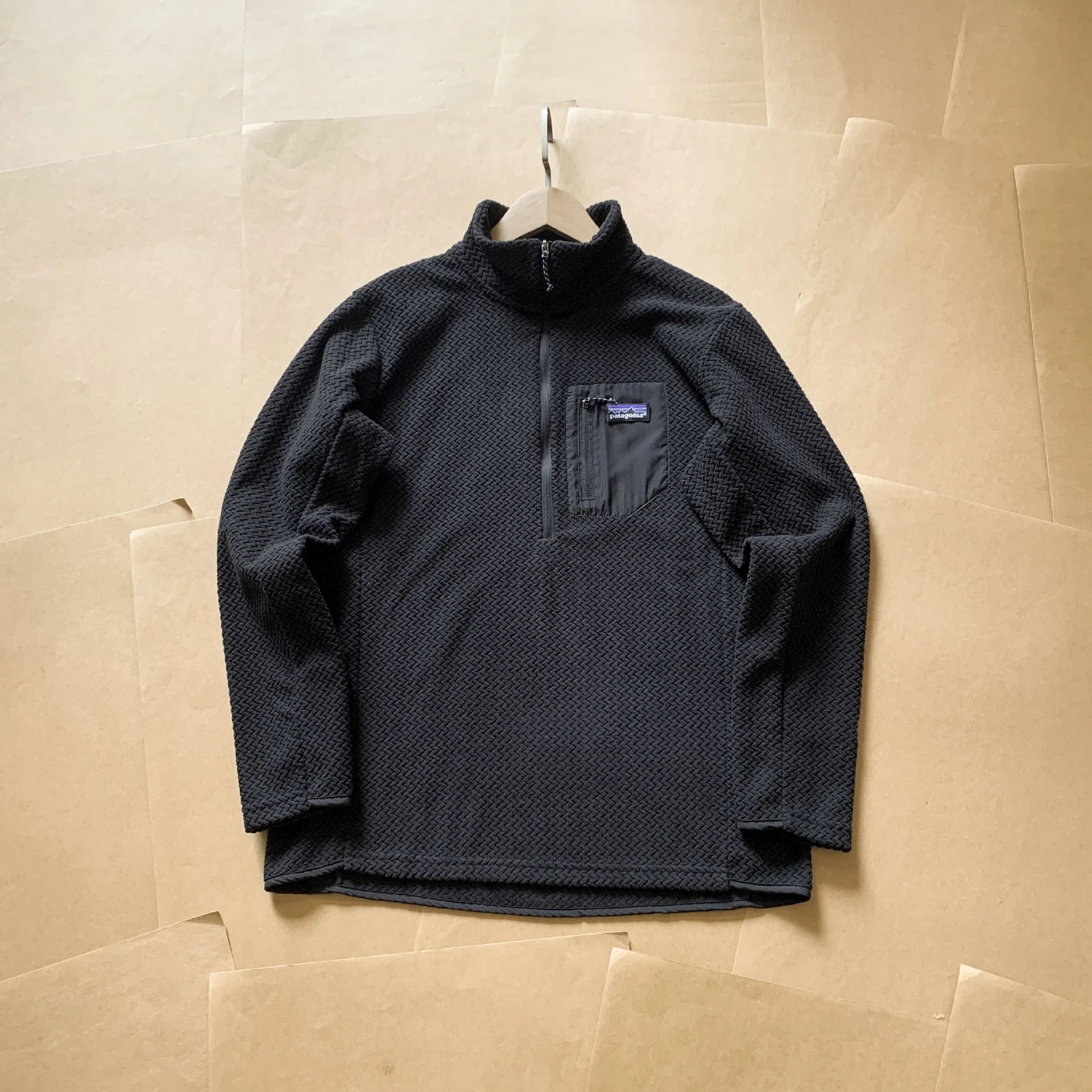 Patagonia Hoodies & Sweatshirts Quarter-Zip Fleece Pullover with Chest Pocket image 3