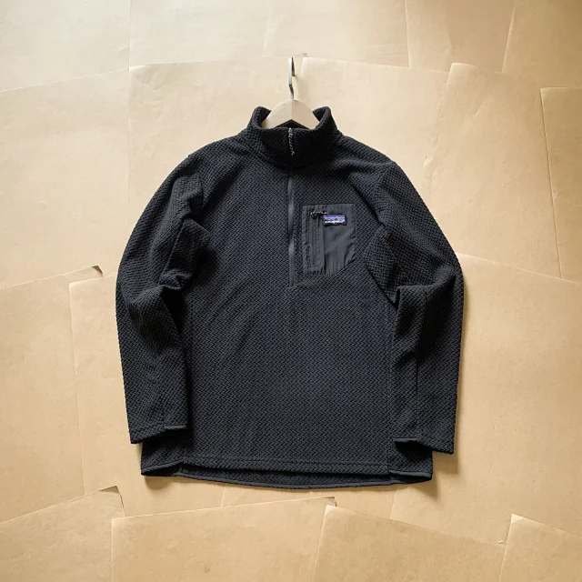 Patagonia Hoodies & Sweatshirts Quarter-Zip Fleece Pullover with Chest Pocket product detail image 2