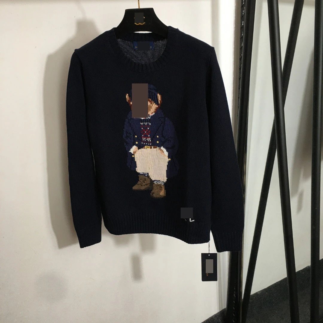 Unbranded Knitwear Crewneck knit sweater with bear motif — Dark blue