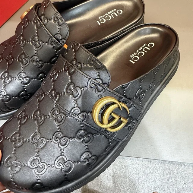 Gucci Slippers GG monogram buckle mules product detail image 7