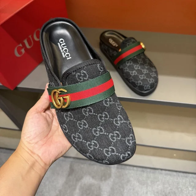 Gucci Slippers GG monogram buckle mules product detail image 10