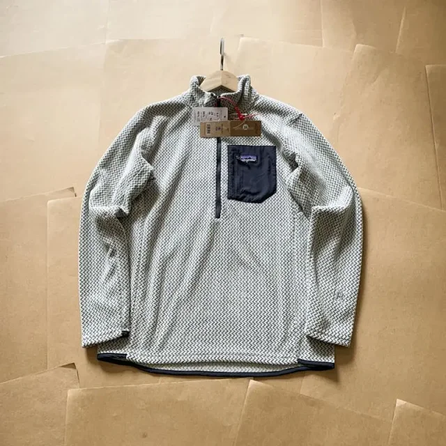 Patagonia Hoodies & Sweatshirts Quarter-Zip Fleece Pullover with Chest Pocket product detail image 9