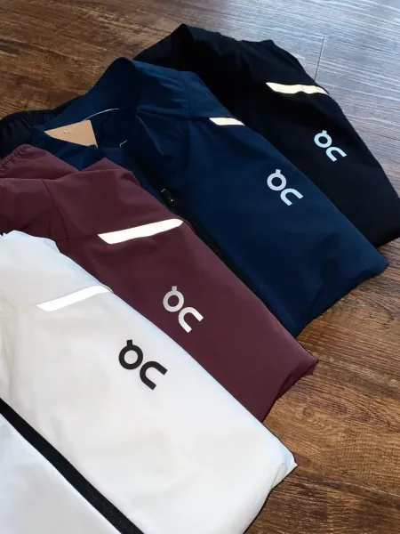 On Running Windbreaker White Jacket - 13