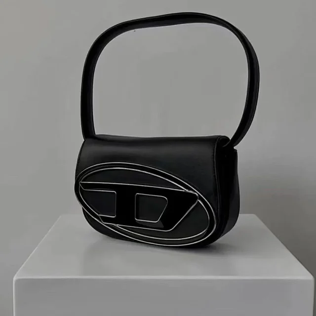 Unbranded Shoulder Bags Oval cutout-emblem bag product detail image 4
