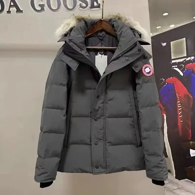 Canada Goose Down Jackets Fur-Trim Hooded Puffer product detail image 4