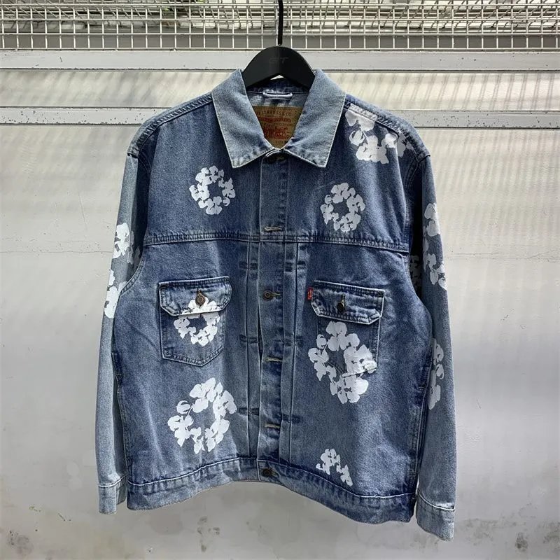 Levi's Trucker Jacket White Floral Print Denim-Jacket - 6