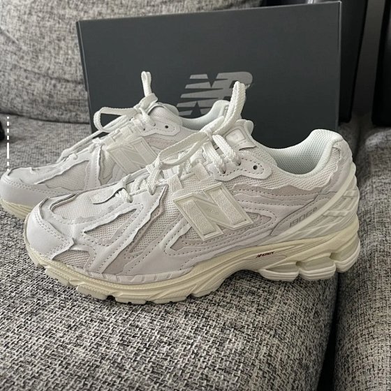 new nb sneakers classic breathable mesh