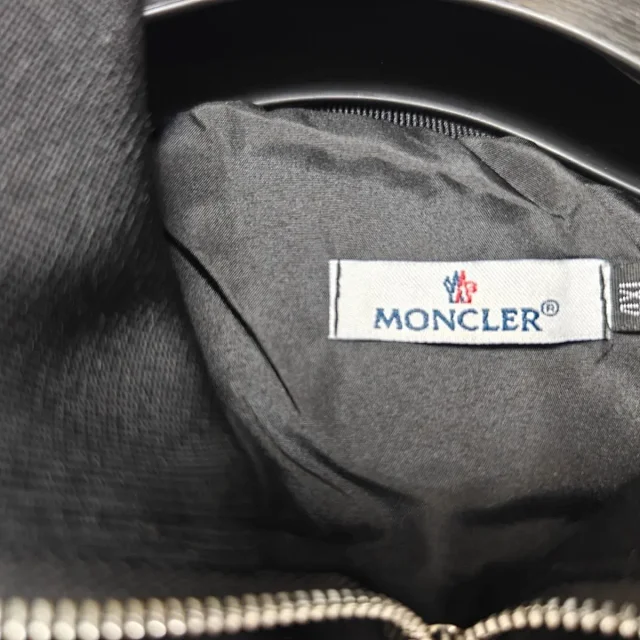Moncler Hoodies & Sweatshirts Zip-Up Stand-Collar Sweatshirt product detail image 3