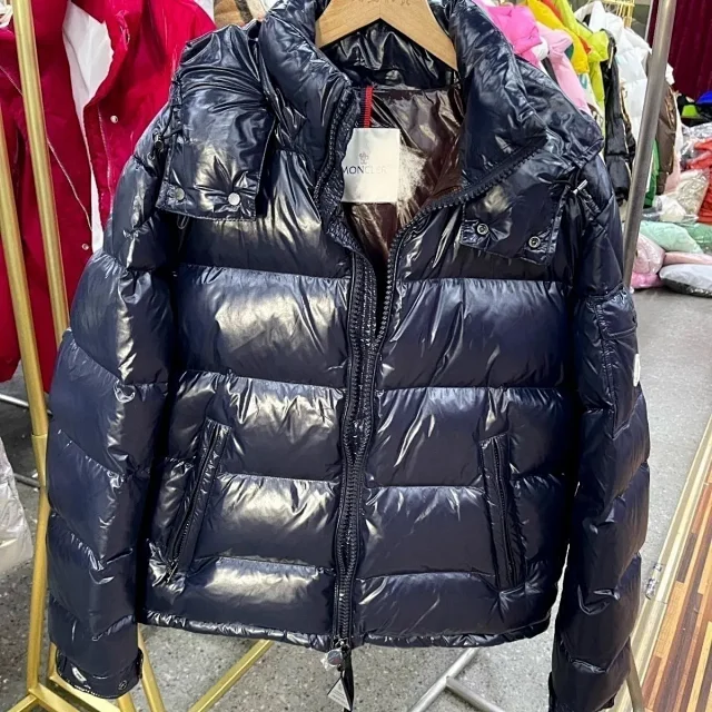 Moncler Down Jackets Hooded glossy quilted puffer jacket product detail image 3