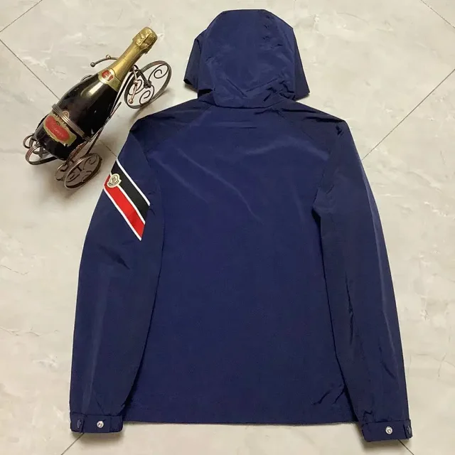 Moncler Jackets Hooded zip-front jacket with tricolor sleeve stripe product detail image 2