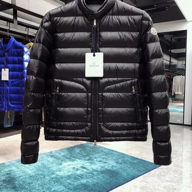 Moncler Down Jackets Short quilted puffer jacket with stand collar and zip pockets product detail image 3