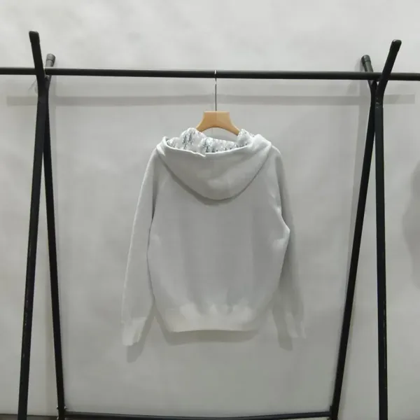 Design Oversized Zip-Up Hoodie in Light Gray with Contrast Trim - 5