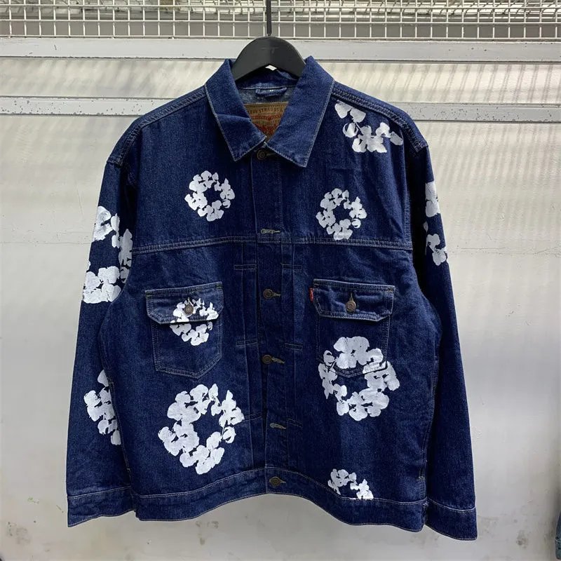 Levi's Trucker Jacket White Floral Print Denim-Jacket - 9