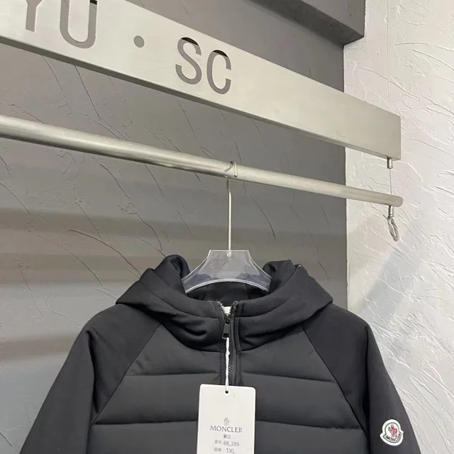 Moncler Jackets Hooded quilted puffer jacket with contrast sleeves product detail image 8