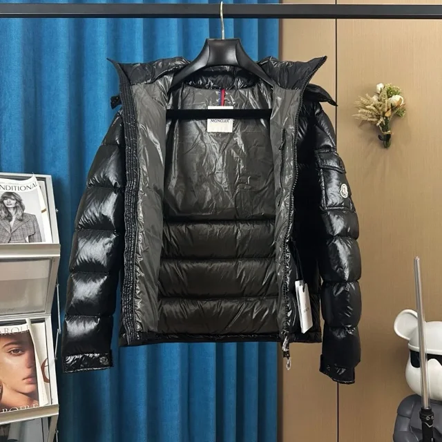 Moncler Down Jackets Short shiny hooded puffer jacket product detail image 2