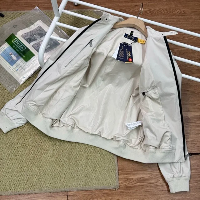 Polo Ralph Lauren Jackets Harrington jacket with point collar, zip front and button-flap pockets product detail image 6