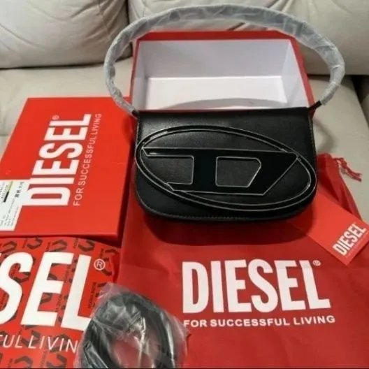 Diesel D-Logo Mini Shoulder Bag White - 3