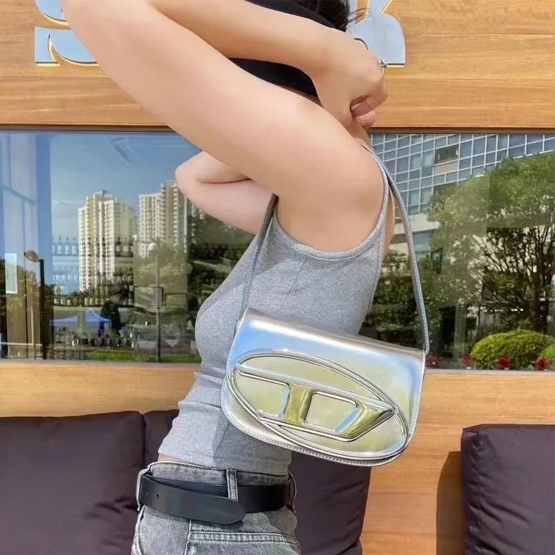 Off-White Diagonal Logo Mini Shoulder Bag White - 4