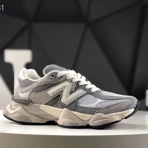 New Balance 9060 Gray Chunky Sneakers - 18