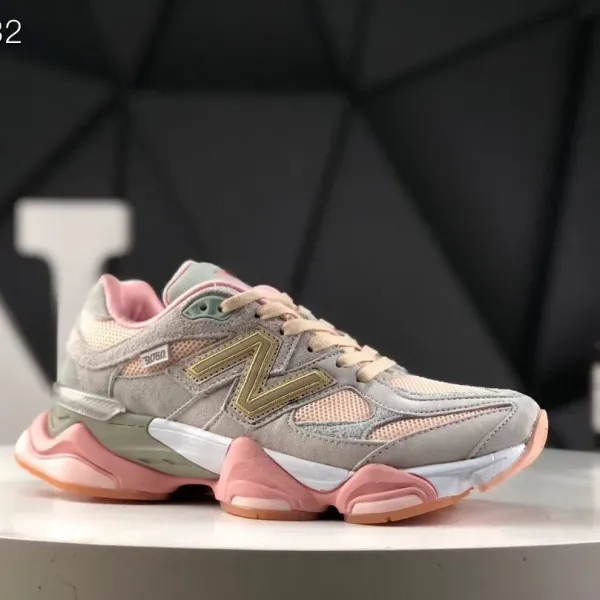 New Balance 9060 Gray Chunky Sneakers - 12