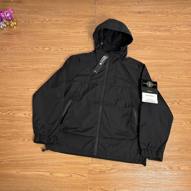 Stone Island Jackets Hooded zip-front jacket with diagonal zip pockets product detail image 4