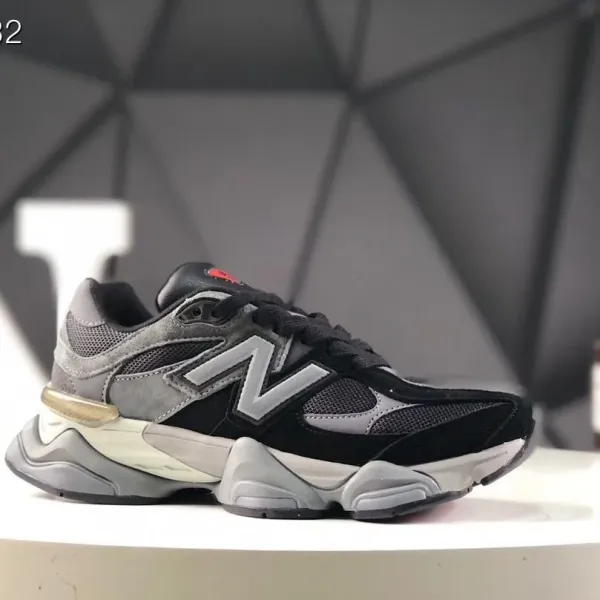 New Balance 9060 Gray Chunky Sneakers - 19