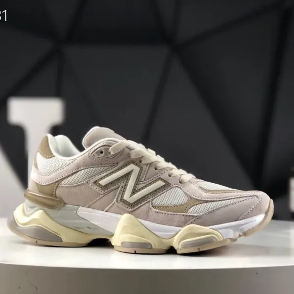 New Balance 9060 Gray Chunky Sneakers - 11
