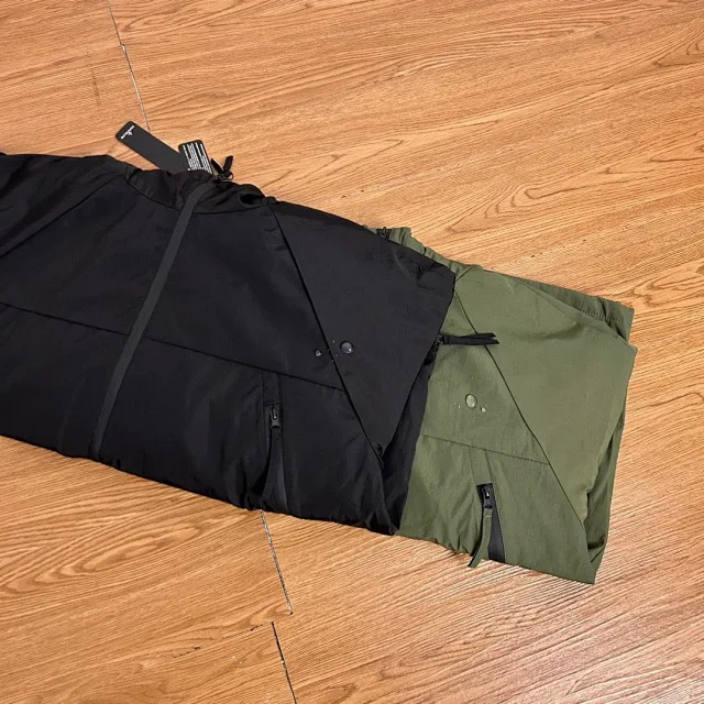 Stone Island Jackets Hooded zip-front jacket with diagonal zip pockets product detail image 8