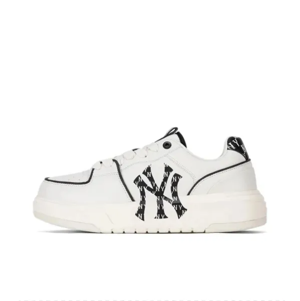 MLB New York Yankees Logo Print Chunky Sneakers White - 1