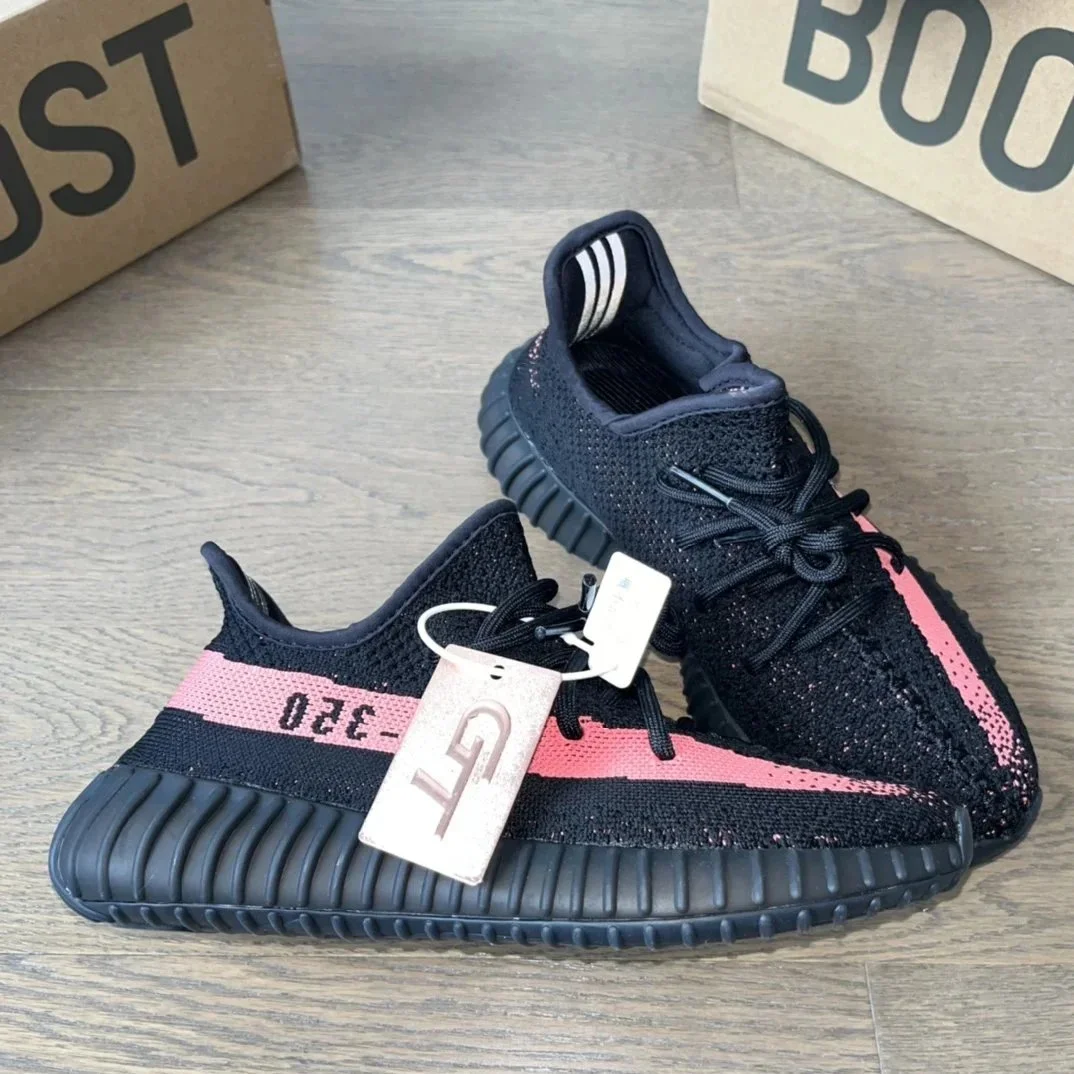 Adidas Yeezy Boost 3