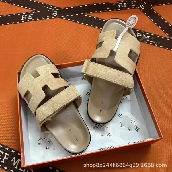 Hermès Oran Sandals Beige Suede Slippers - 1