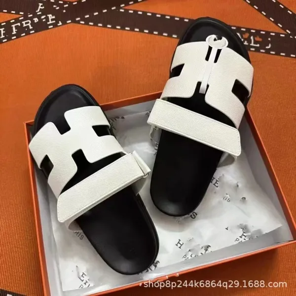Hermès Oran Sandals White and Black Leather Slippers - 1