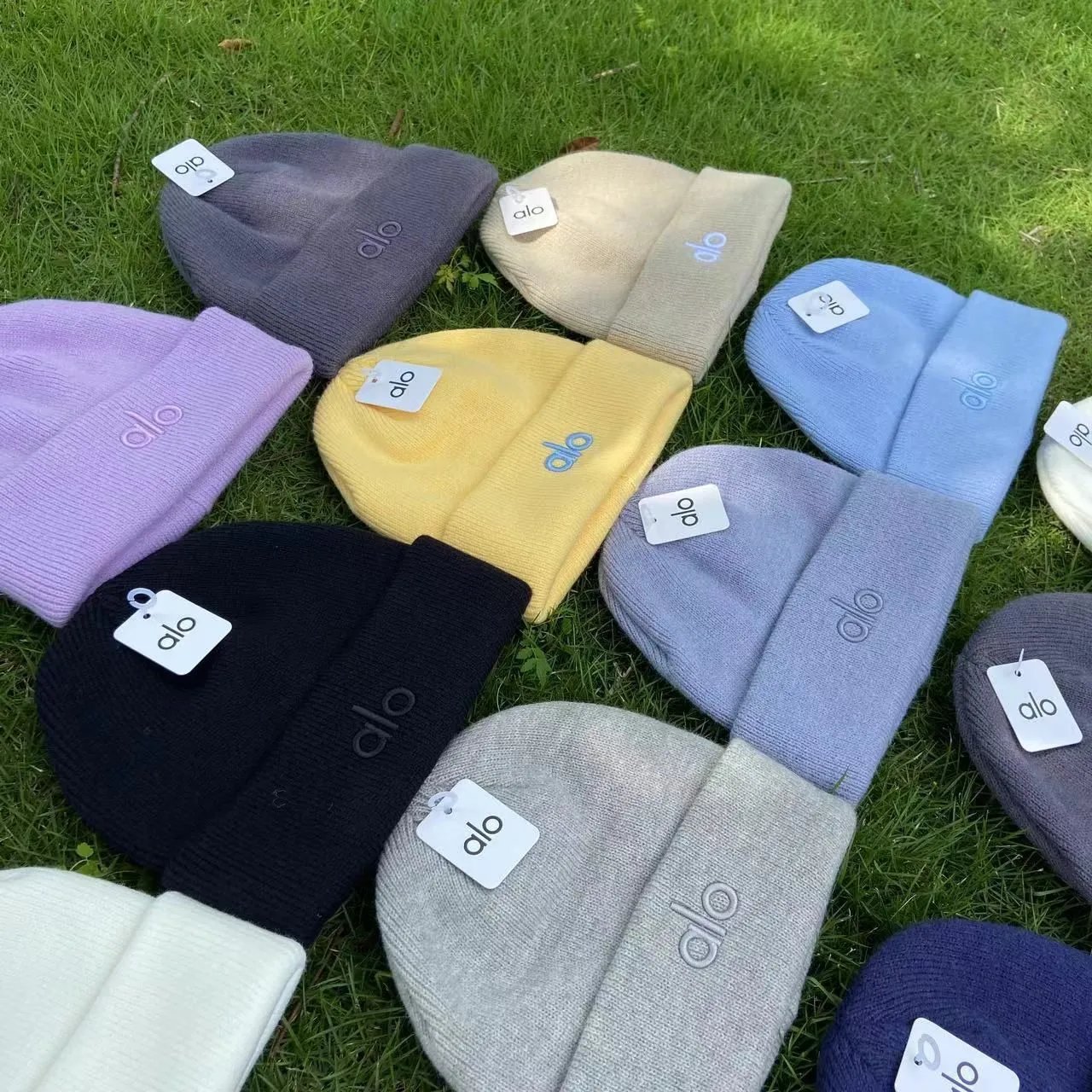 Alo Yoga Beanie Gray Knit Hat - 4