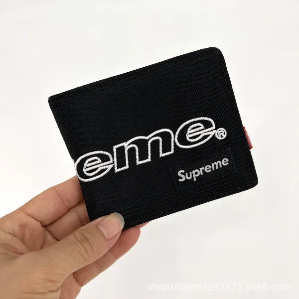 Supreme x JNCO Camo Print Short Wallet - 12