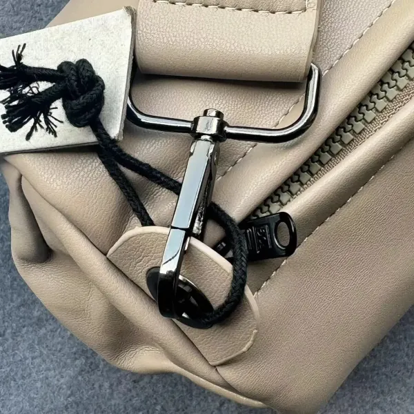 Fear of God Essentials Cylinder Belt Bag Black - 5