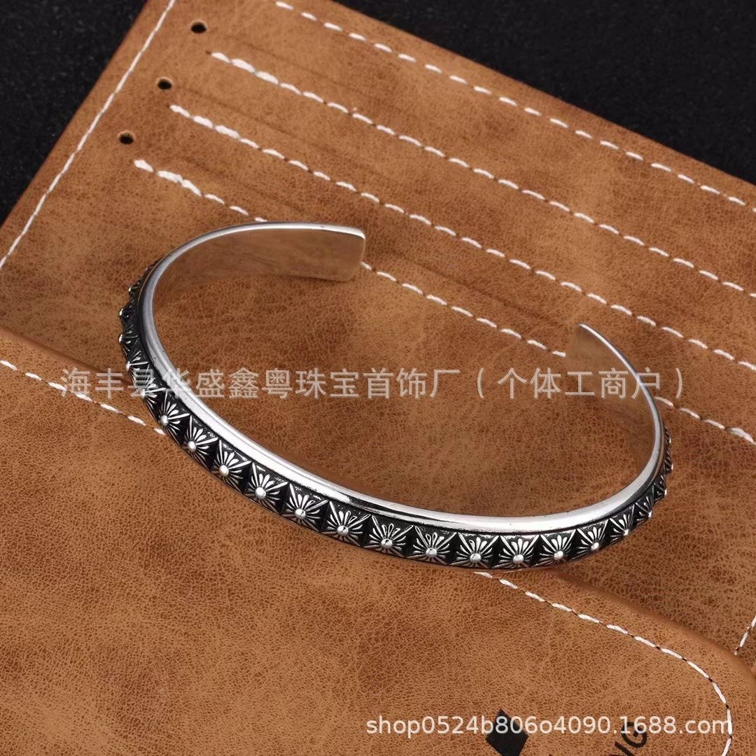 Full Floral Bracelet