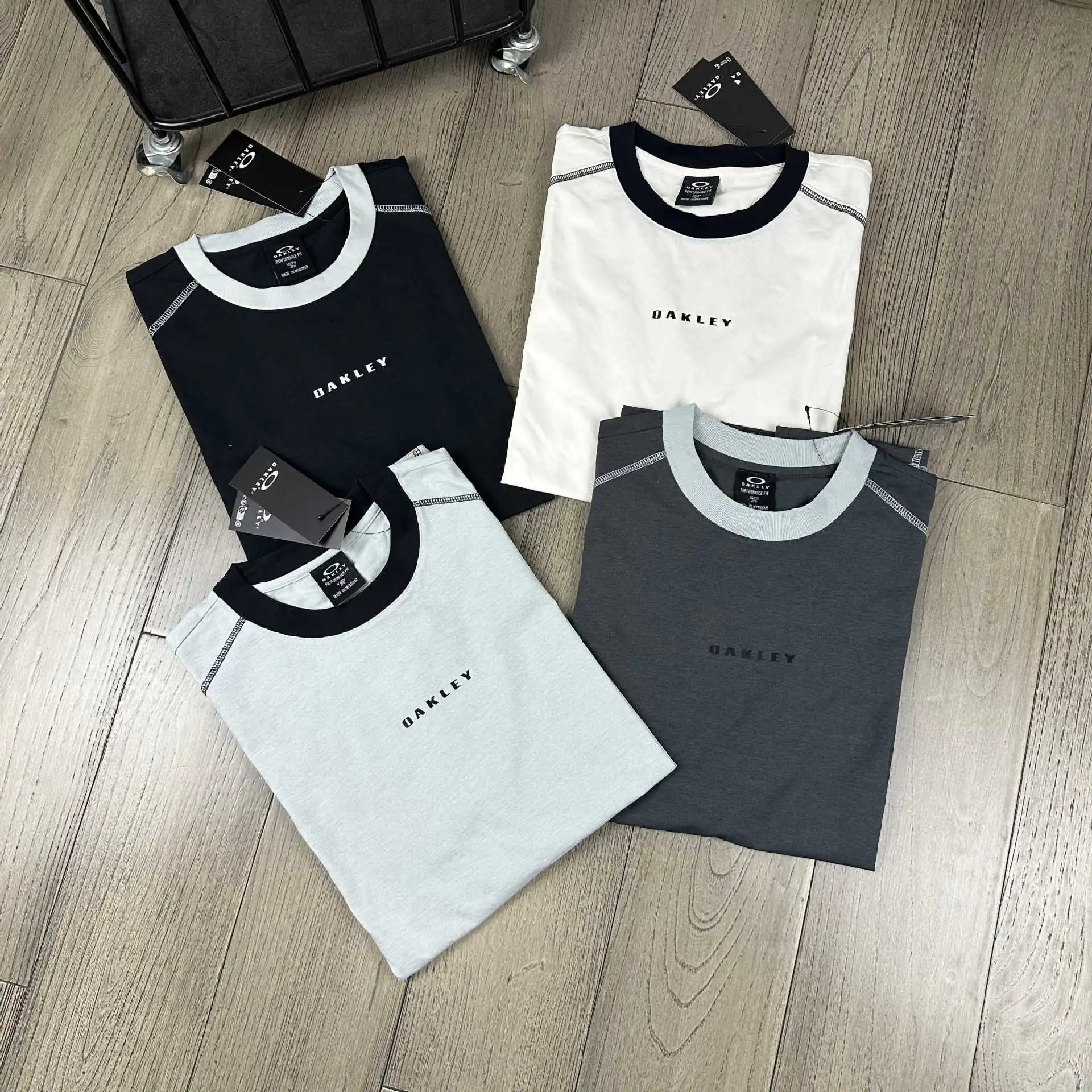 Letter Print Couple T-Shirt photo 7