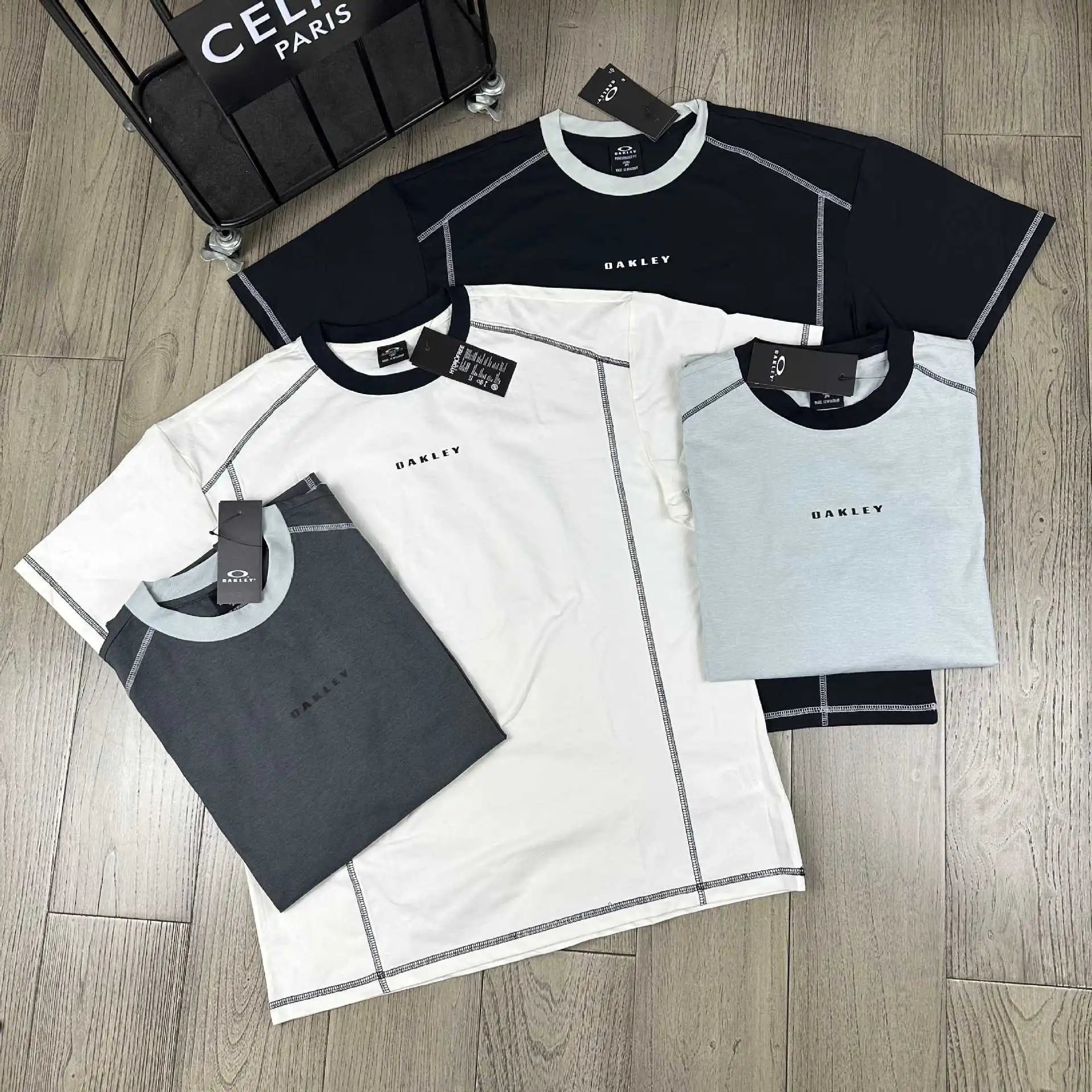 Letter Print Couple T-Shirt photo 8