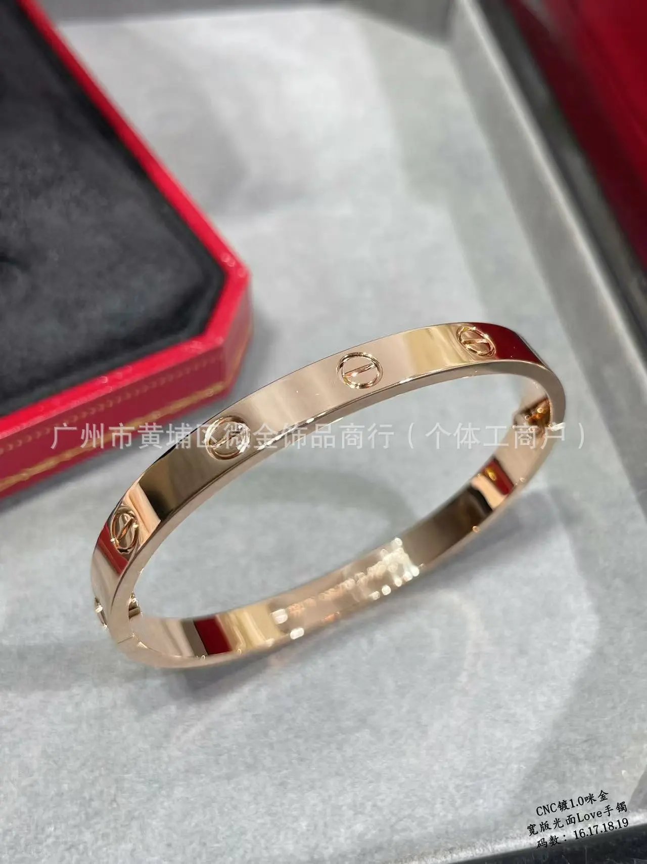 Screw Nail Bracelet Rose Gold photo 8