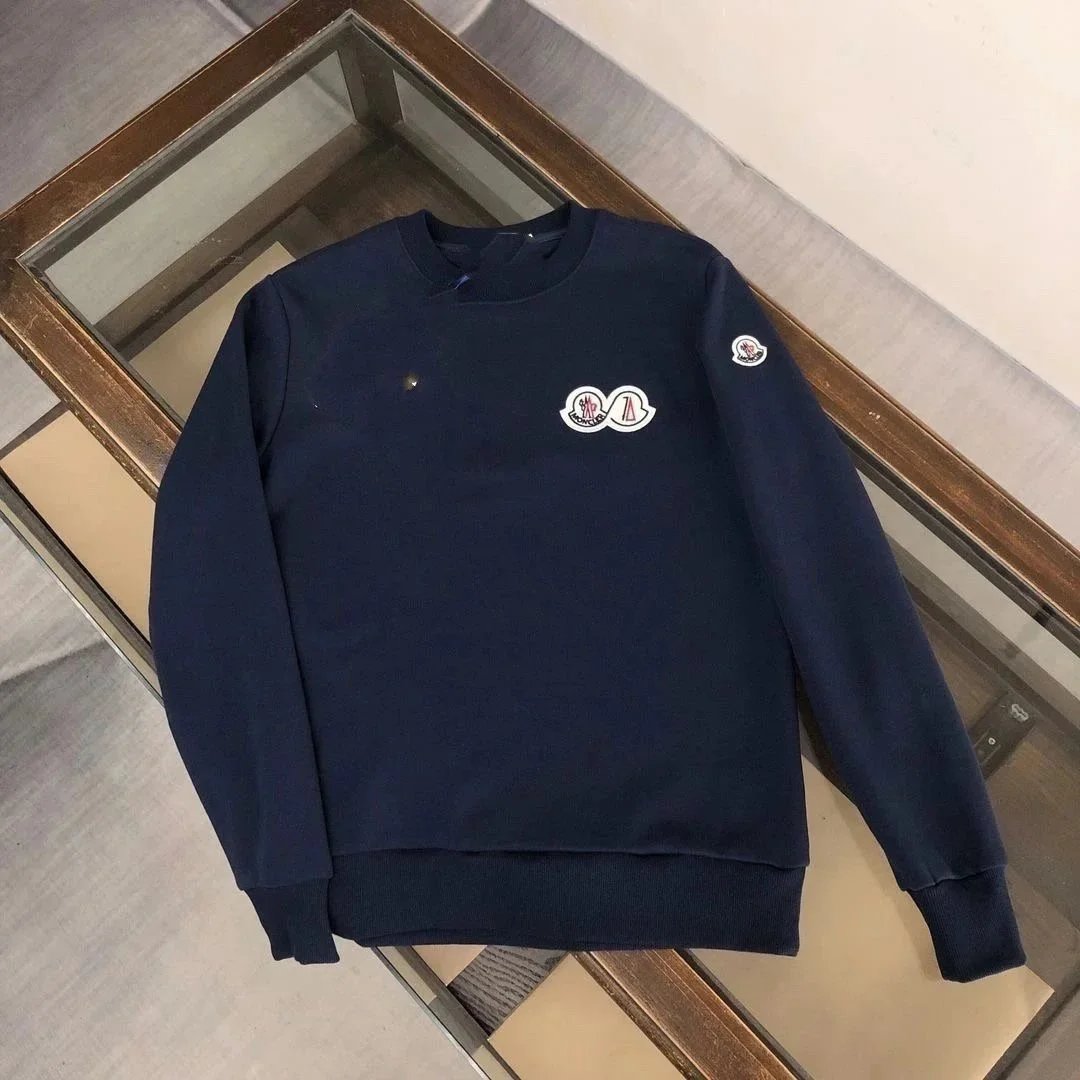 Mouthless round neck with double chest markings in navy blue