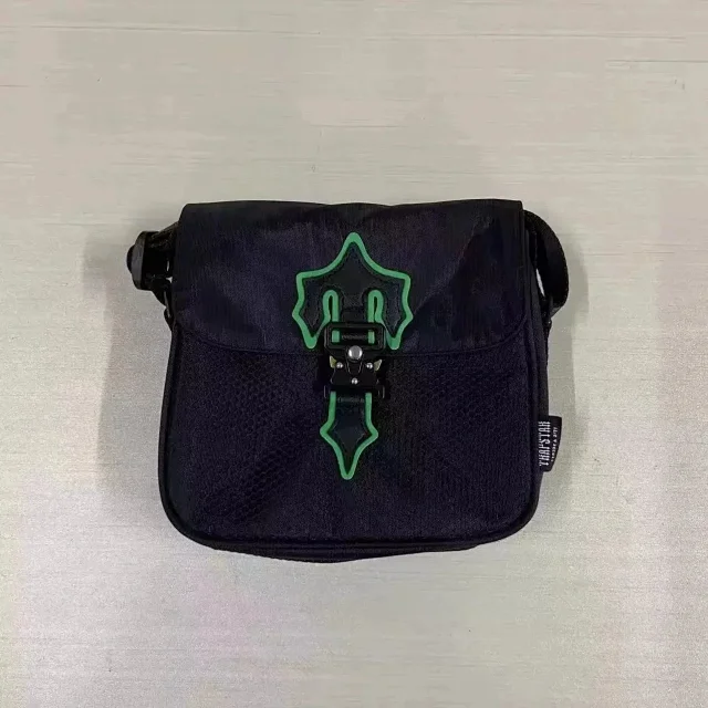 Trapstar Crossbody Bags Flap Bag with Irongate T Buckle product detail image 11