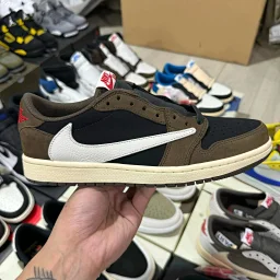 thumbnail for FK version Low Top 1.0 2.0 3.0 4.0 5.0 6.0 7.0 Black Mocha Dark Brown White Blue White Brown Black Samurai Golf White Green Olive Green Retro Basketball Shoes Retro Casual Sports Versatile Couple Cricket Shoes Sneakers