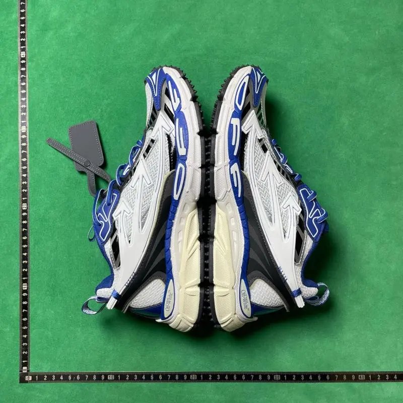 No. 16 Blue FAB0010145