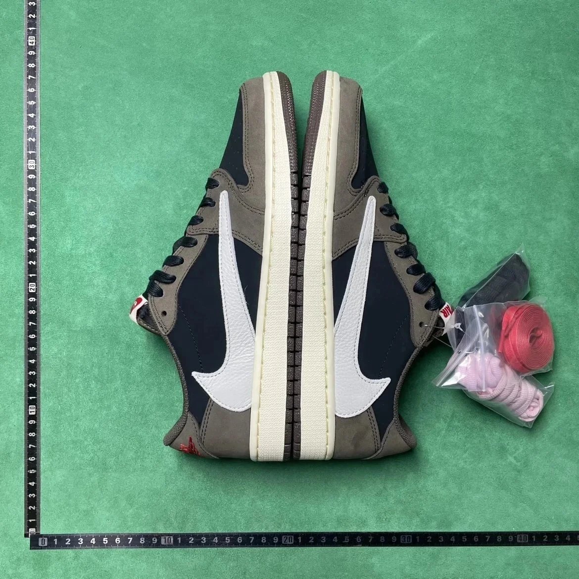 1号深棕CQ4277 001