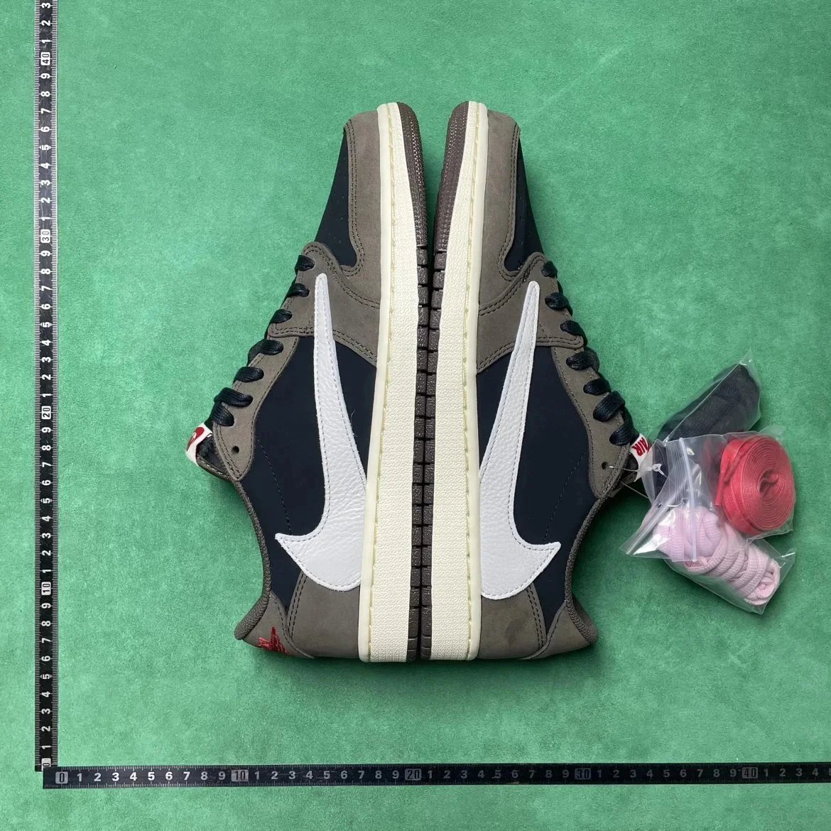 LJR067 1代款低帮复古篮球鞋