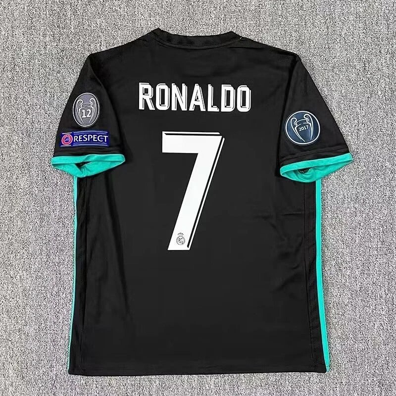 Real Madrid 16-17 [19+ styles] foto 2