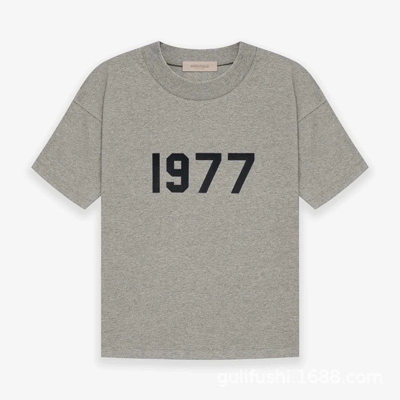 Essentials 1977 T-Shirt — dark grey colorway — USFans Spreadsheet photo
